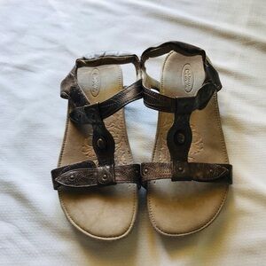 Aetrex sandals